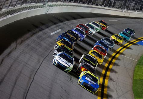 daytona speedway race schedule